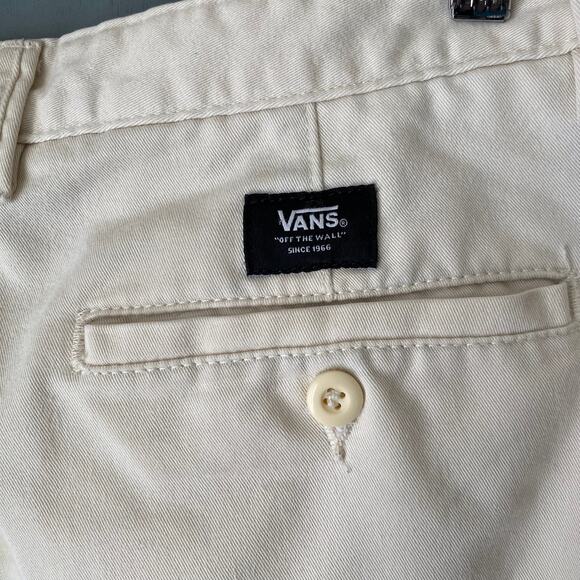 VANS Men's 32R White Ivory Chino Shorts Classic Skater Surfer Cotton Minimalist - Picture 9 of 11
